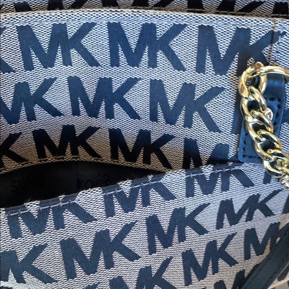 Michael Kors Black and Tan Tote with Geometric Pattern - Picture 5 of 13